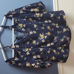 Anthropologie E hanger M navy and floral cold shoulder blouse size small